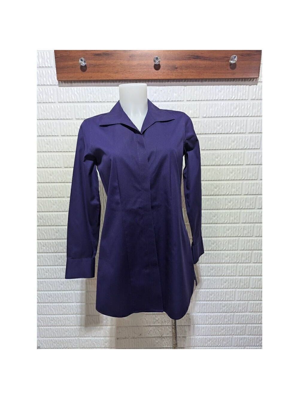 Chico's Women's Purple No Iron Button-Front Long-Sleeve Trailered Blouse Size 0